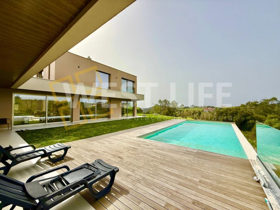 Moradia T4 para Venda em Mafra Foto 1