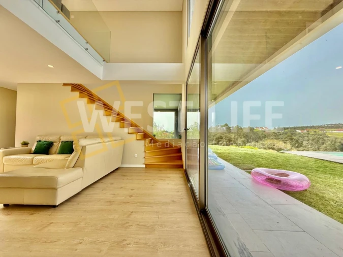 Moradia T4 para Venda em Mafra Foto 6