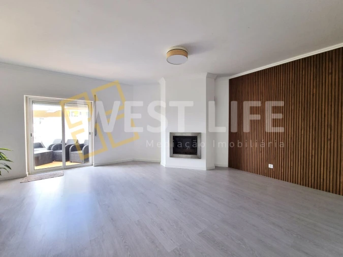Apartamento T2 para Arrendamento em Ericeira Foto 2