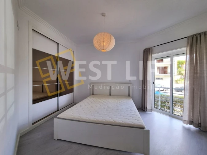 Apartamento T2 para Arrendamento em Ericeira Foto 8