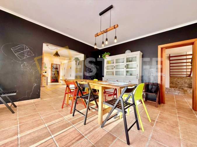 Moradia T6 para Venda em Encarnação Foto 7