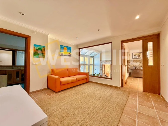 Moradia T6 para Venda em Encarnação Foto 10