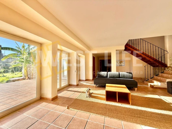 Moradia T6 para Venda em Encarnação Foto 12