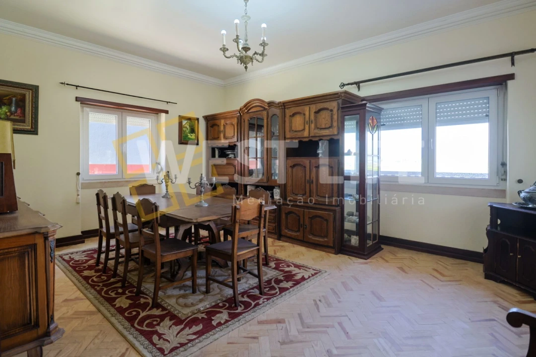 Moradia T5 para Venda em Ericeira Foto 3