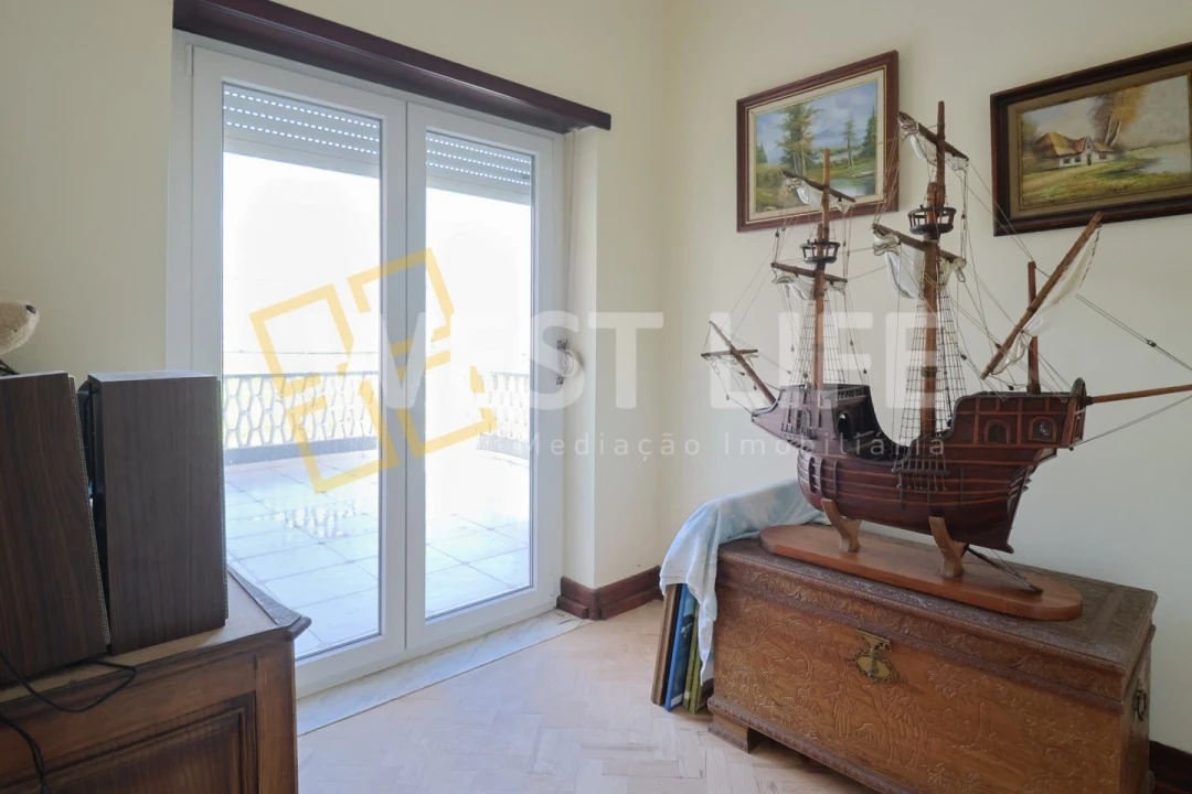 Moradia T5 para Venda em Ericeira Foto 18