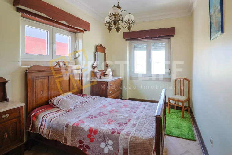 Moradia T5 para Venda em Ericeira Foto 14