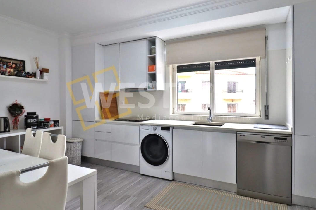 Apartamento T3 para Venda em Malveira e São Miguel de Alcainça Foto 8