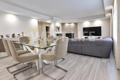 Apartamento T3 para Venda em Malveira e São Miguel de Alcainça