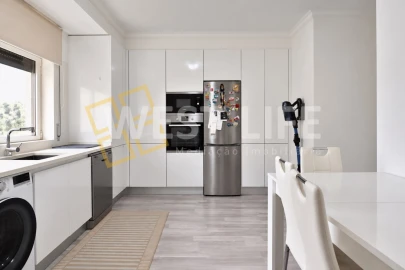 Apartamento T3 para Venda em Malveira e São Miguel de Alcainça