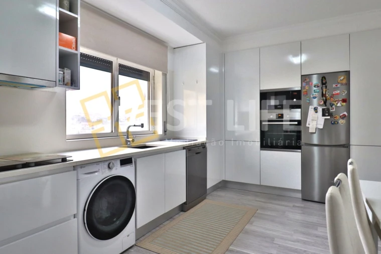 Apartamento T3 para Venda em Malveira e São Miguel de Alcainça Foto 9