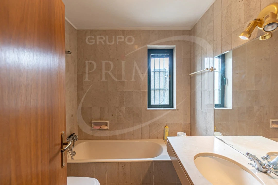 Apartamento T4 para Venda em Bonfim Foto 17