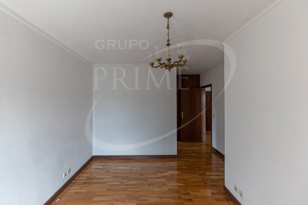Apartamento T4 para Venda em Bonfim Foto 18
