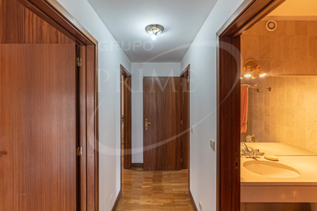 Apartamento T4 para Venda em Bonfim Foto 20