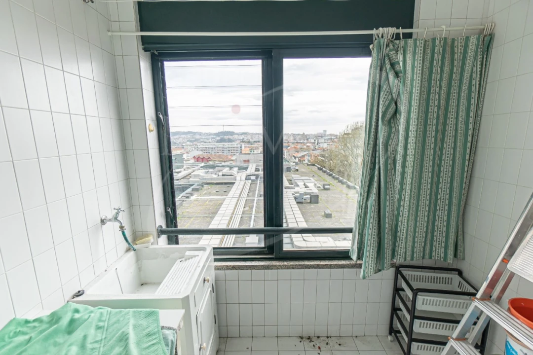 Apartamento T4 para Venda em Bonfim Foto 28