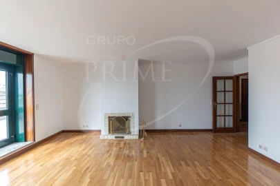 Apartamento T4 para Venda em Bonfim