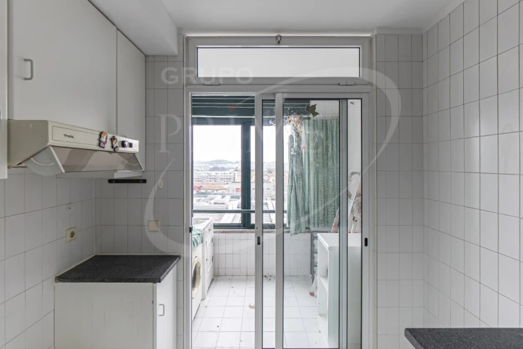 Apartamento T4 para Venda em Bonfim Foto 27
