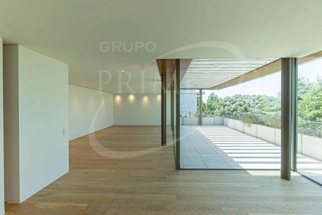 Apartamento T4 para Venda em Aldoar, Foz do Douro e Nevogilde Foto 4
