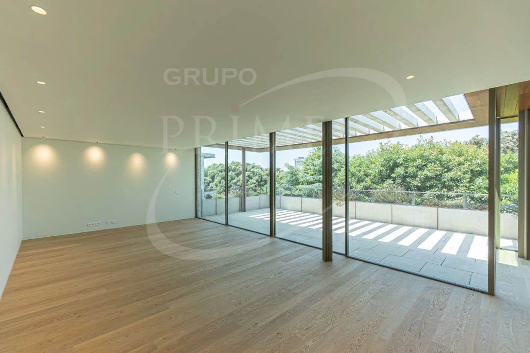 Apartamento T4 para Venda em Aldoar, Foz do Douro e Nevogilde Foto 8