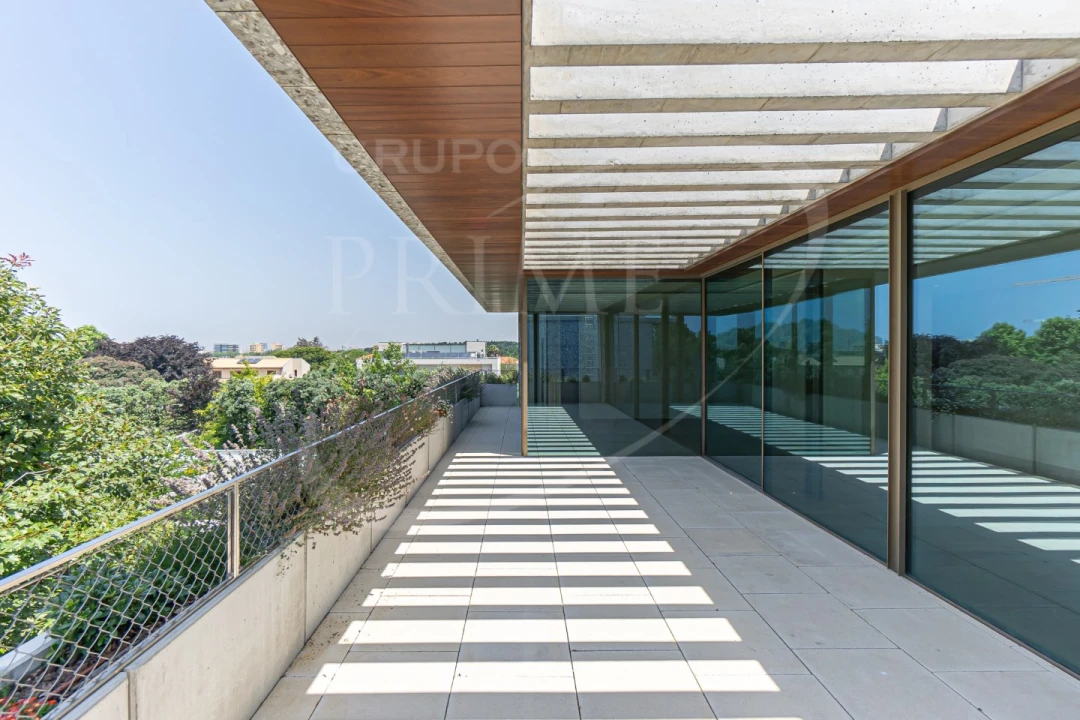 Apartamento T4 para Venda em Aldoar, Foz do Douro e Nevogilde Foto 2