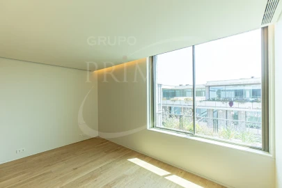 Apartamento T4 para Venda em Aldoar, Foz do Douro e Nevogilde