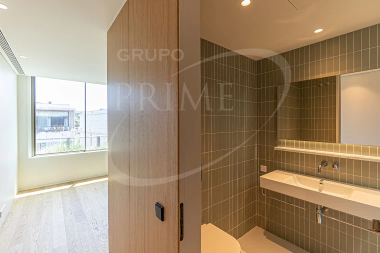 Apartamento T4 para Venda em Aldoar, Foz do Douro e Nevogilde Foto 29