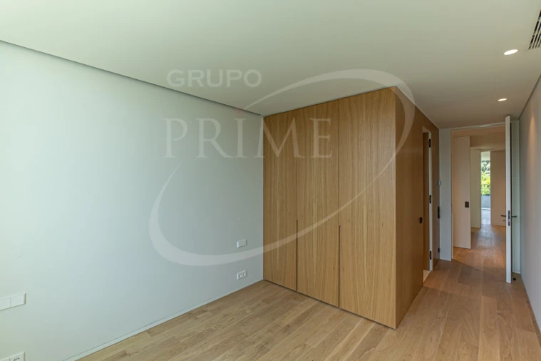 Apartamento T4 para Venda em Aldoar, Foz do Douro e Nevogilde Foto 32