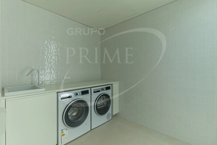 Apartamento T4 para Venda em Aldoar, Foz do Douro e Nevogilde Foto 46