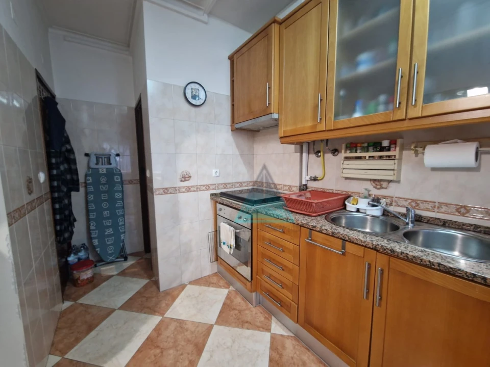 Apartamento T3 para Venda em Amora Foto 2