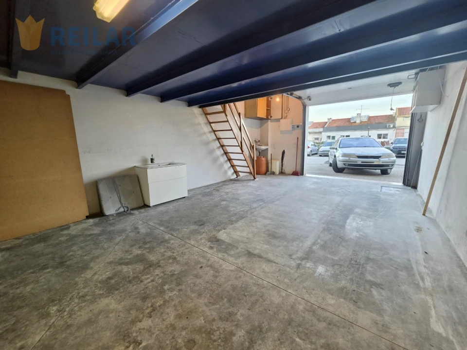 Garagem para Venda em Alverca do Ribatejo e Sobralinho Foto 8