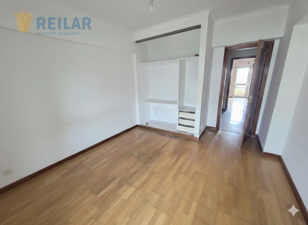 Apartamento T3 para Venda em Carregado e Cadafais Foto 7