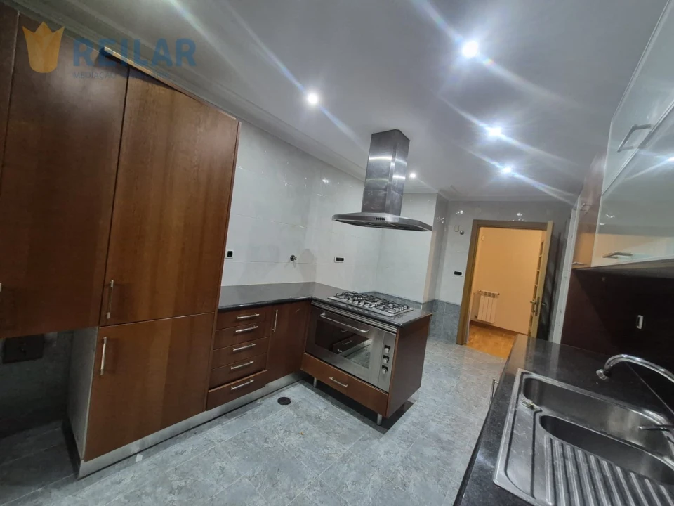 Apartamento T2 para Venda em Vila Franca de Xira Foto 5
