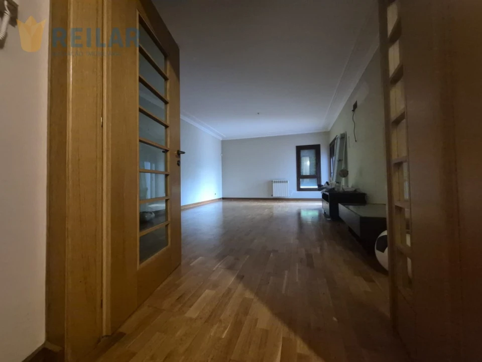 Apartamento T2 para Venda em Vila Franca de Xira Foto 9
