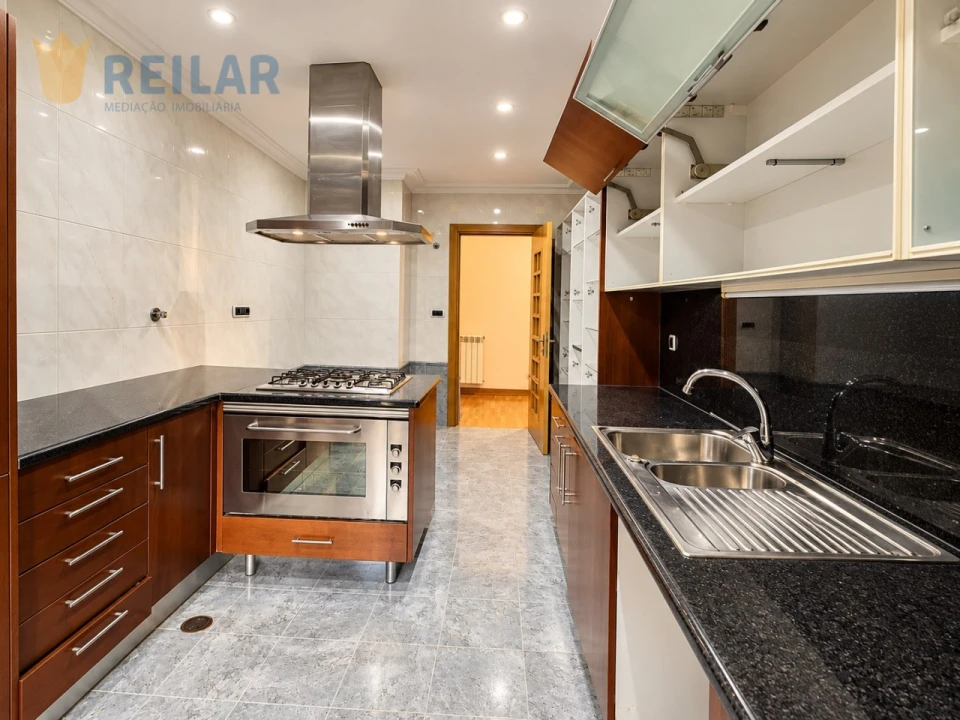 Apartamento T2 para Venda em Vila Franca de Xira Foto 2