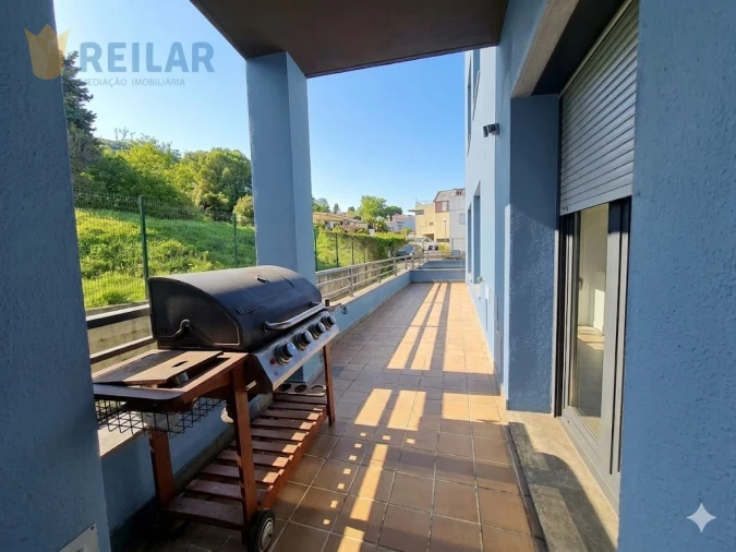 Apartamento T2 para Venda em Vila Franca de Xira Foto 3