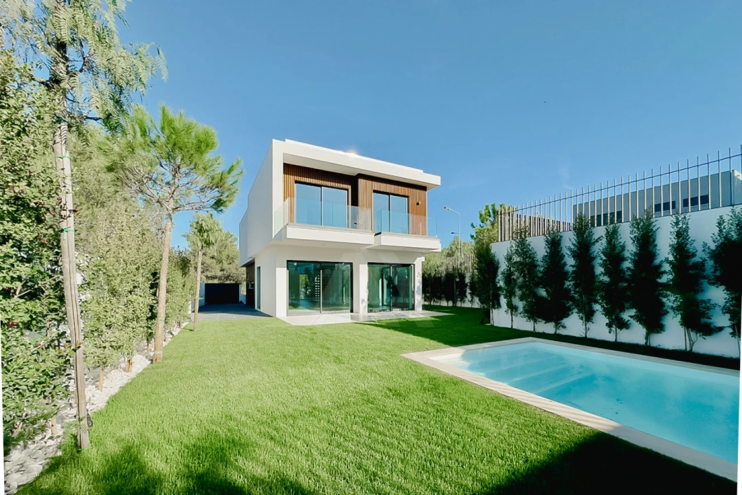 Moradia T3 para Arrendamento em Cascais e Estoril Foto 1