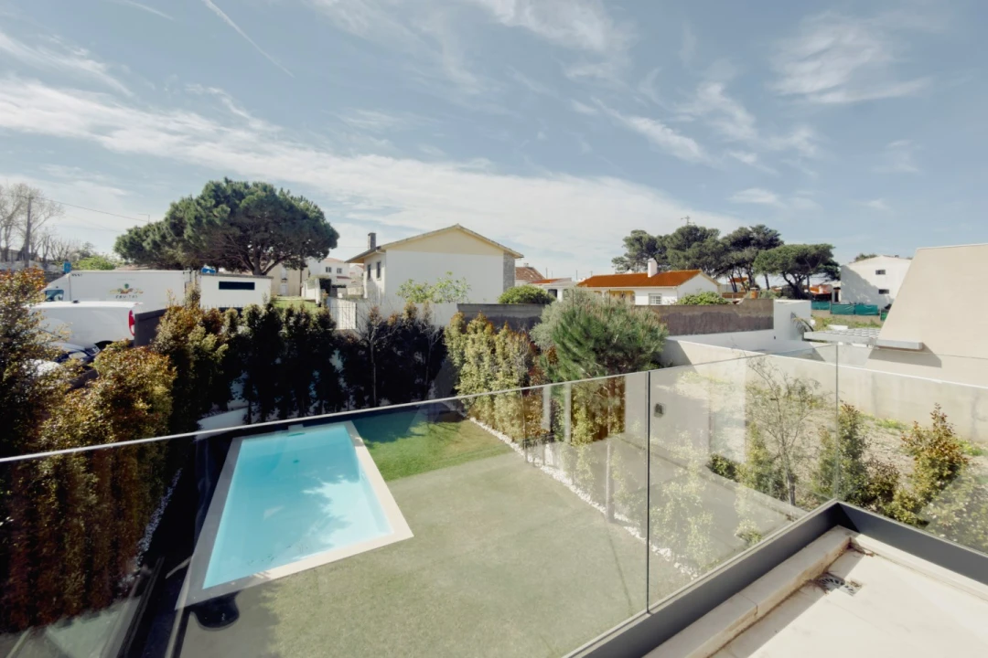 Moradia T3 para Arrendamento em Cascais e Estoril Foto 24