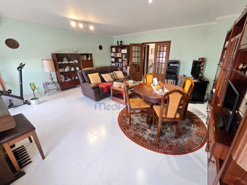 Apartamento T3 para Venda em Odivelas Foto 4