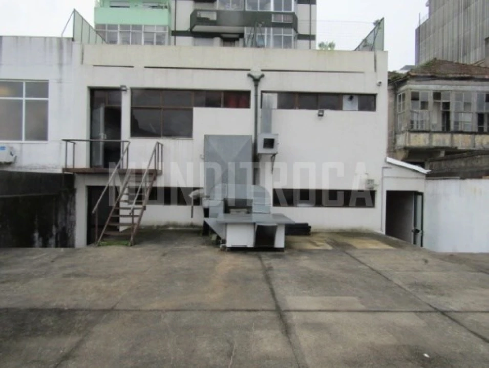 Loja para Venda em Cedofeita, Santo Ildefonso, Sé, Miragaia, São Nicolau e Vitória Foto 9