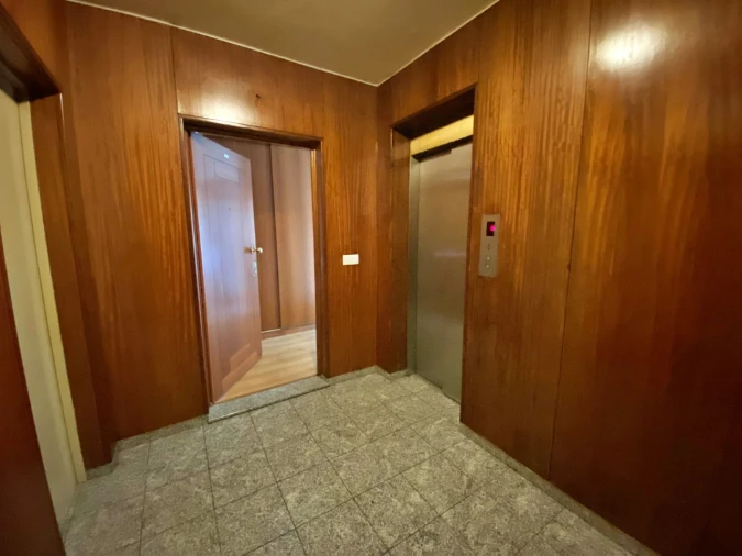 Apartamento T1 para Venda em Fânzeres e São Pedro da Cova Foto 16