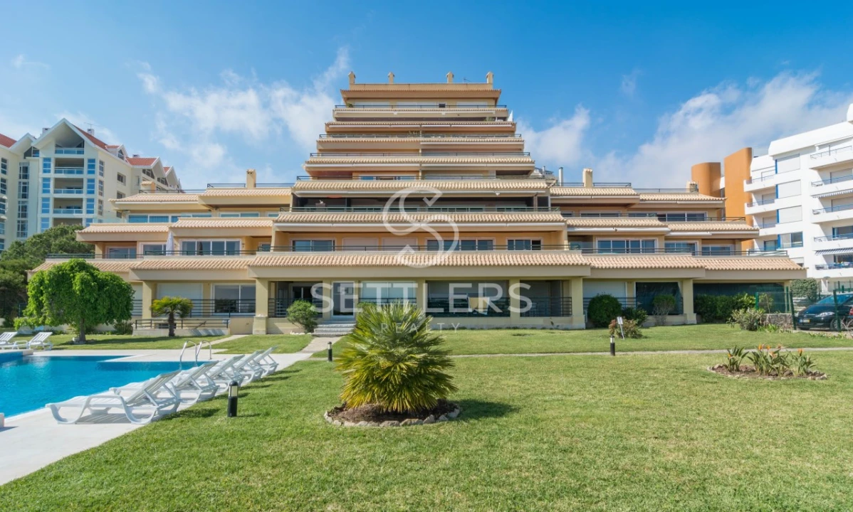 Apartamento T2 para Venda em Cascais e Estoril Foto 1