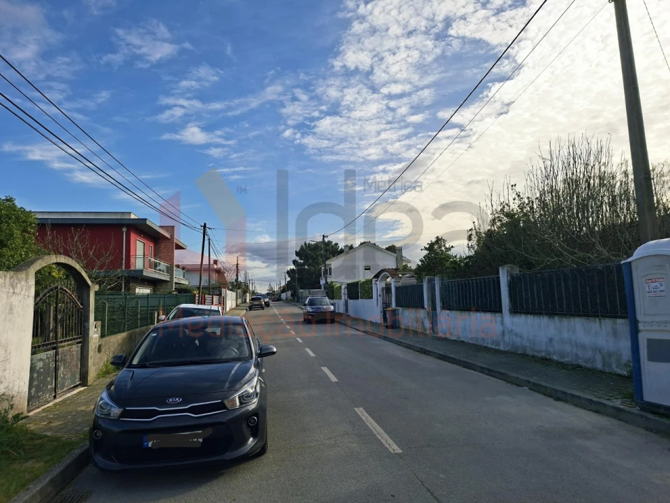 Moradia T4 para Venda em Fernao Ferro Foto 25