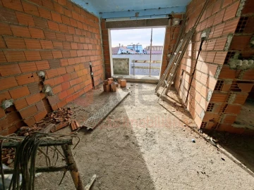 Moradia T4 para Venda em Fernao Ferro