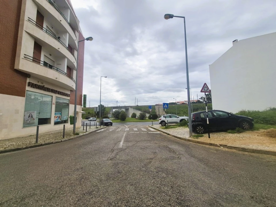 Apartamento T2 para Venda em Laranjeiro e Feijó Foto 24