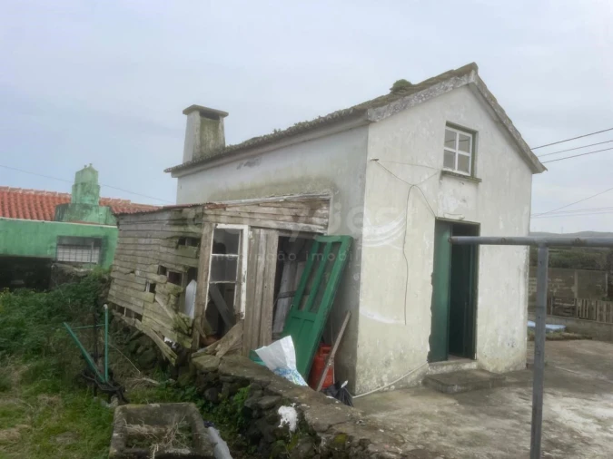 Moradia T2 para Venda em Vila Nova Foto 6