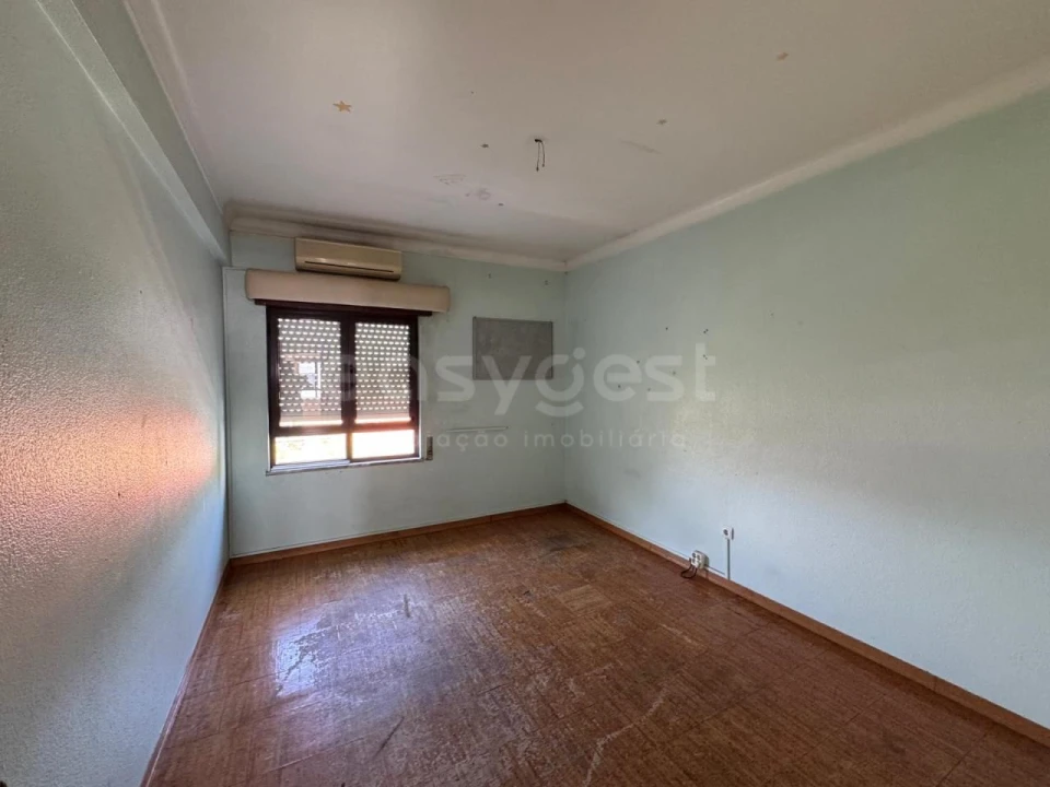 Apartamento T3 para Venda em Serpa (Salvador e Santa Maria) Foto 16