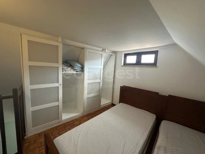 Prédio para Arrendamento em Sesimbra (Santiago) Foto 8