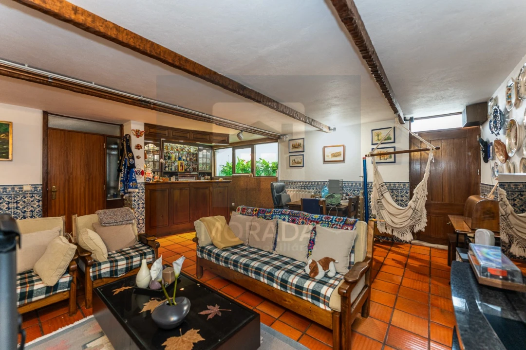 Moradia T4 para Venda em Cidade da Maia Foto 8