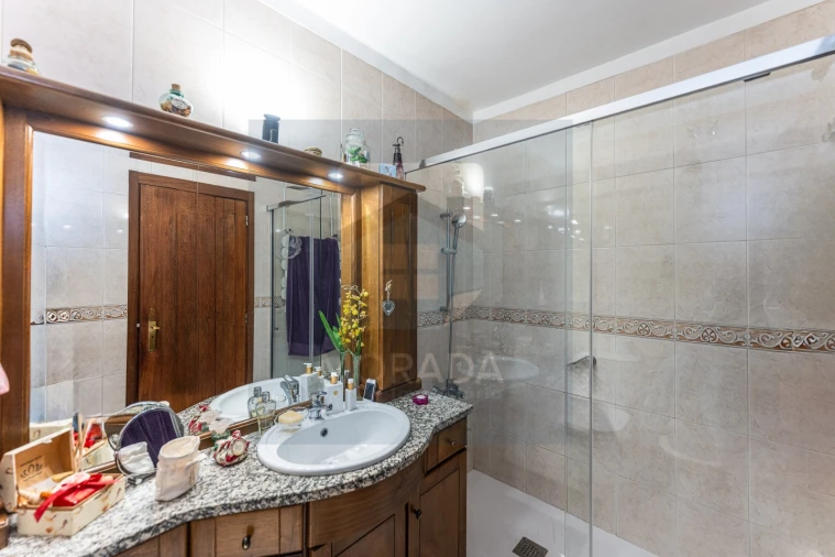 Moradia T4 para Venda em Cidade da Maia Foto 24