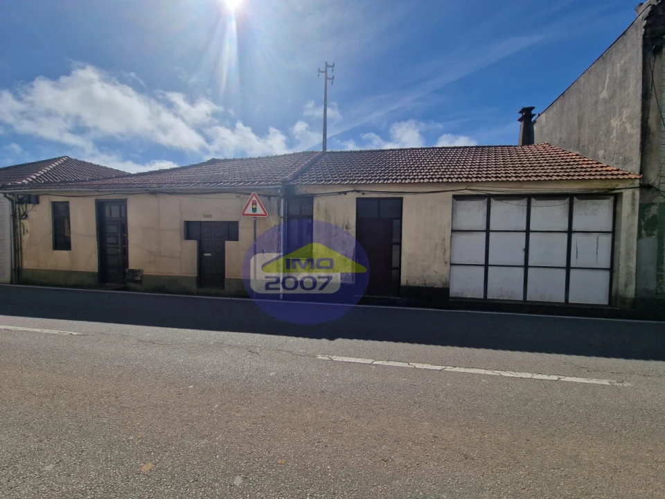 Moradia T3 para Venda em Cortegaça Foto 2