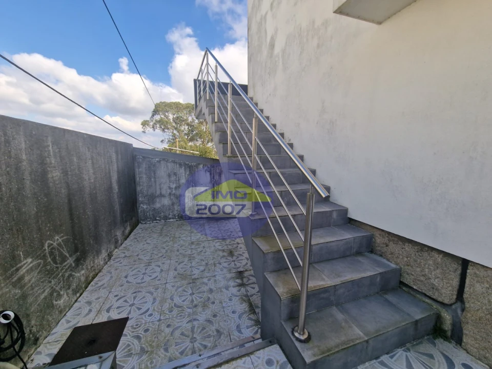 Moradia T4 para Venda em Lourosa Foto 25